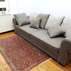 Appartement à 5 Chambres à Coucher