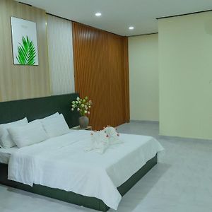 Peaceful Hotel