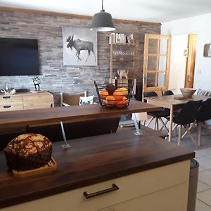 Appartement à 2 Chambres à Coucher