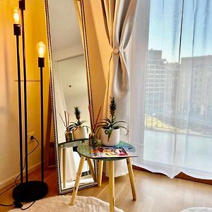 Belvedere White Apartment