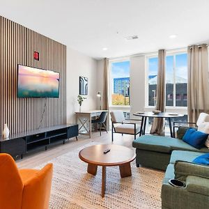 1Bd - Sleeps 4 - Harbor Views - Near Fish Town-
