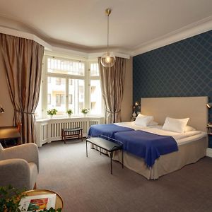 Chambre Compacte Annexée Lit King-Size