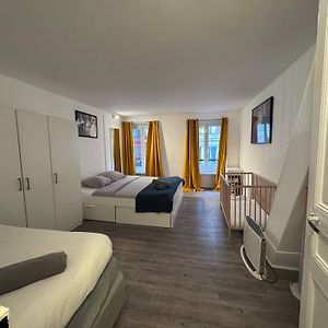 Appartement à 2 Chambres à Coucher