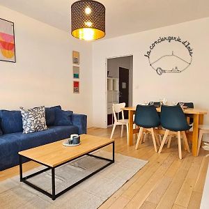 Appartement à 2 Chambres à Coucher