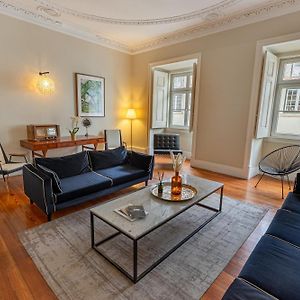 Appartement de Luxe à 2 Chambres à Coucher