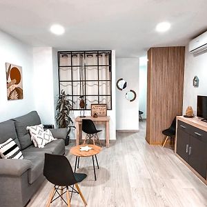 Appartement à 3 Chambres à Coucher