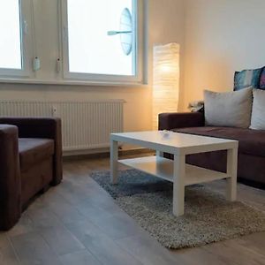 Appartement à 3 Chambres à Coucher