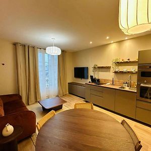 Appartement à 2 Chambres à Coucher