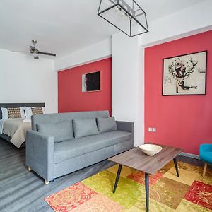 Yalarent Luxury Apartments In The Heart Of The City