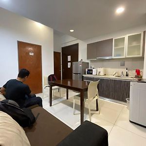 Dormitory Room Mixed