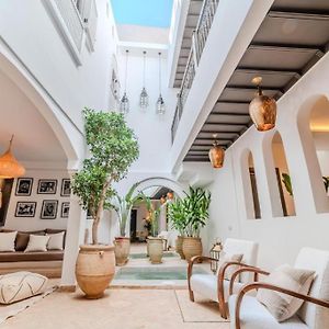 Maison à 3 Chambres à Coucher