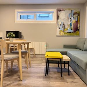 Appartement à 2 Chambres à Coucher