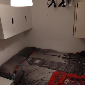 Room 4 In Central London