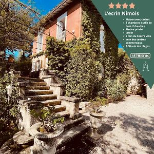 Villa à 3 Chambres à Coucher