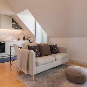 Appartement à 2 Chambres à Coucher