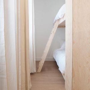Dormitory Room Mixed