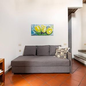Nice And Quiet Loft 5 Minutes Walk From The Duomo