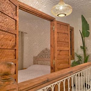 Riad With Outdoor Swimming Pools