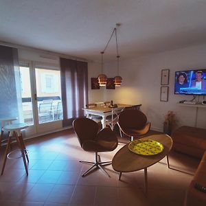 Appartement à 2 Chambres à Coucher