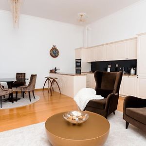 Staropramenna Garden Residence