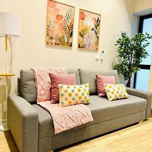 Cozy & Stylish Flat Close To Center