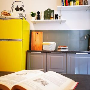 Cozy Studio 50 Meters From The Metro