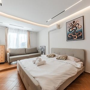 Appartement à 2 Chambres à Coucher