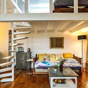 08 Grand Loft Near Notre Dame