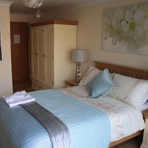 Guestready - Relaxing Ensuite Room With Balcony