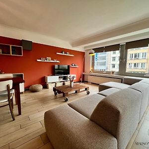 Appartement à 3 Chambres à Coucher