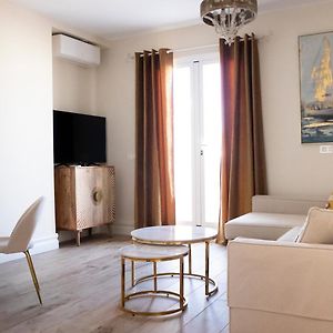 Appartement à 3 Chambres à Coucher