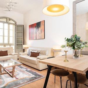 Appartement à 3 Chambres à Coucher