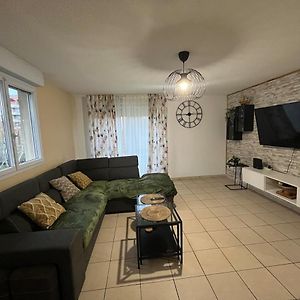 Appartement à 2 Chambres à Coucher