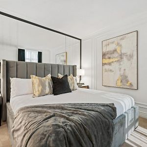 Elegant & Luxury 2 Bed Suite Close To Convention Centre