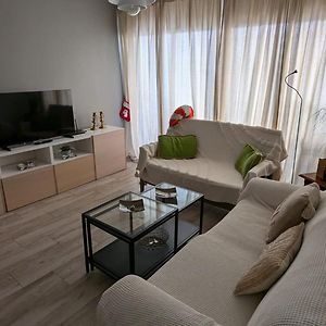 Appartement à 3 Chambres à Coucher