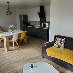 Appartement à 2 Chambres à Coucher
