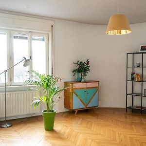 Nice Family Friendly Apartment In The City Center
