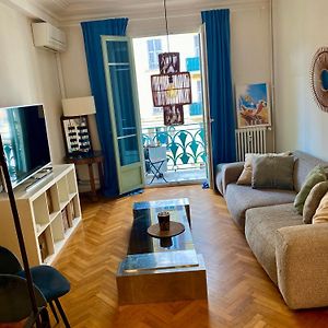 Appartement à 2 Chambres à Coucher