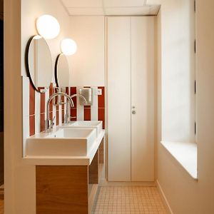 Dormitory Room Mixed