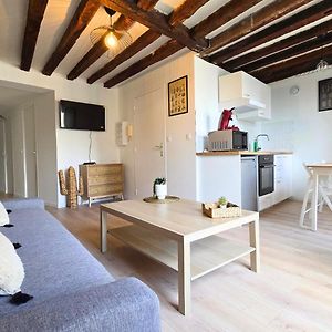 Appartement à 2 Chambres à Coucher