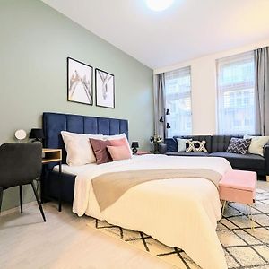 Appartement à 2 Chambres à Coucher