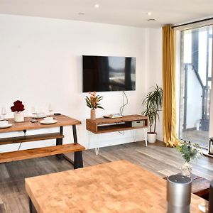 Appartement à 2 Chambres à Coucher