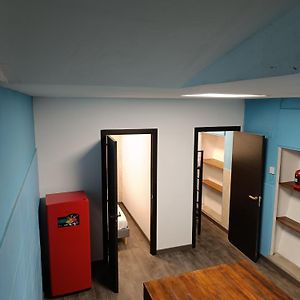 Appartement à 3 Chambres à Coucher