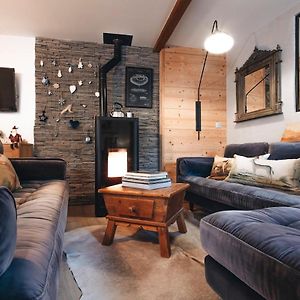 Appartement à 3 Chambres à Coucher