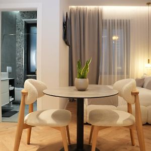 Studio de Luxe