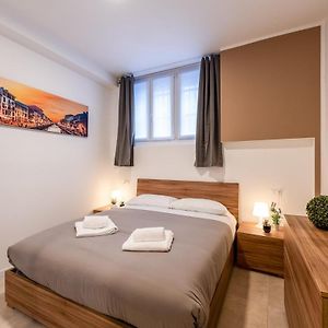 Authentic Private Flat 2 Min From Navigli