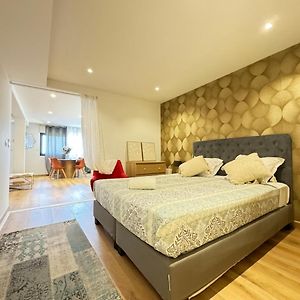 Appartement à 3 Chambres à Coucher