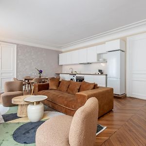 Appartement à 3 Chambres à Coucher