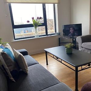 Harbour View Apartment - Two Bed With Parking