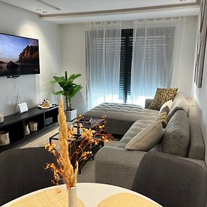 Appartement à 2 Chambres à Coucher